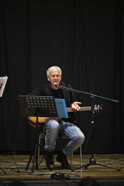 0820250208Lapiazzalascuolaparolacantata 0820250208Lapiazzalascuolaparolacantata